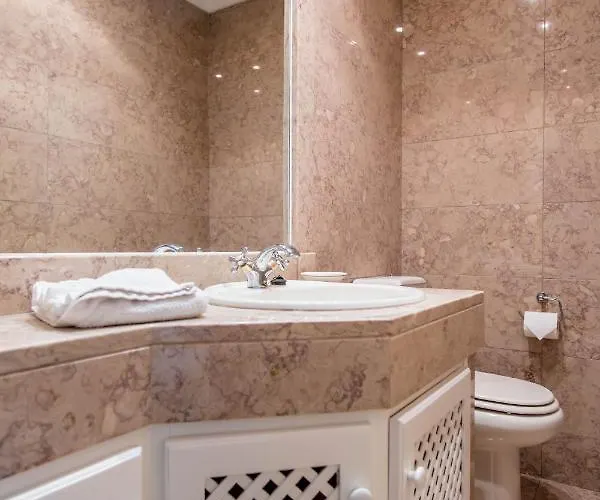 Charmante Authentique