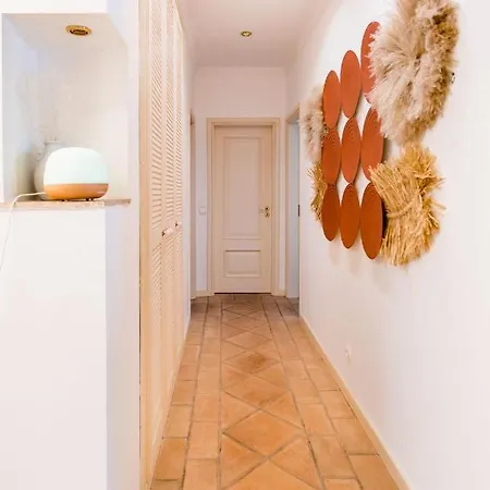 Charmante Authentique Villa *